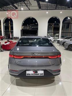 بي واي دي Qin Plus